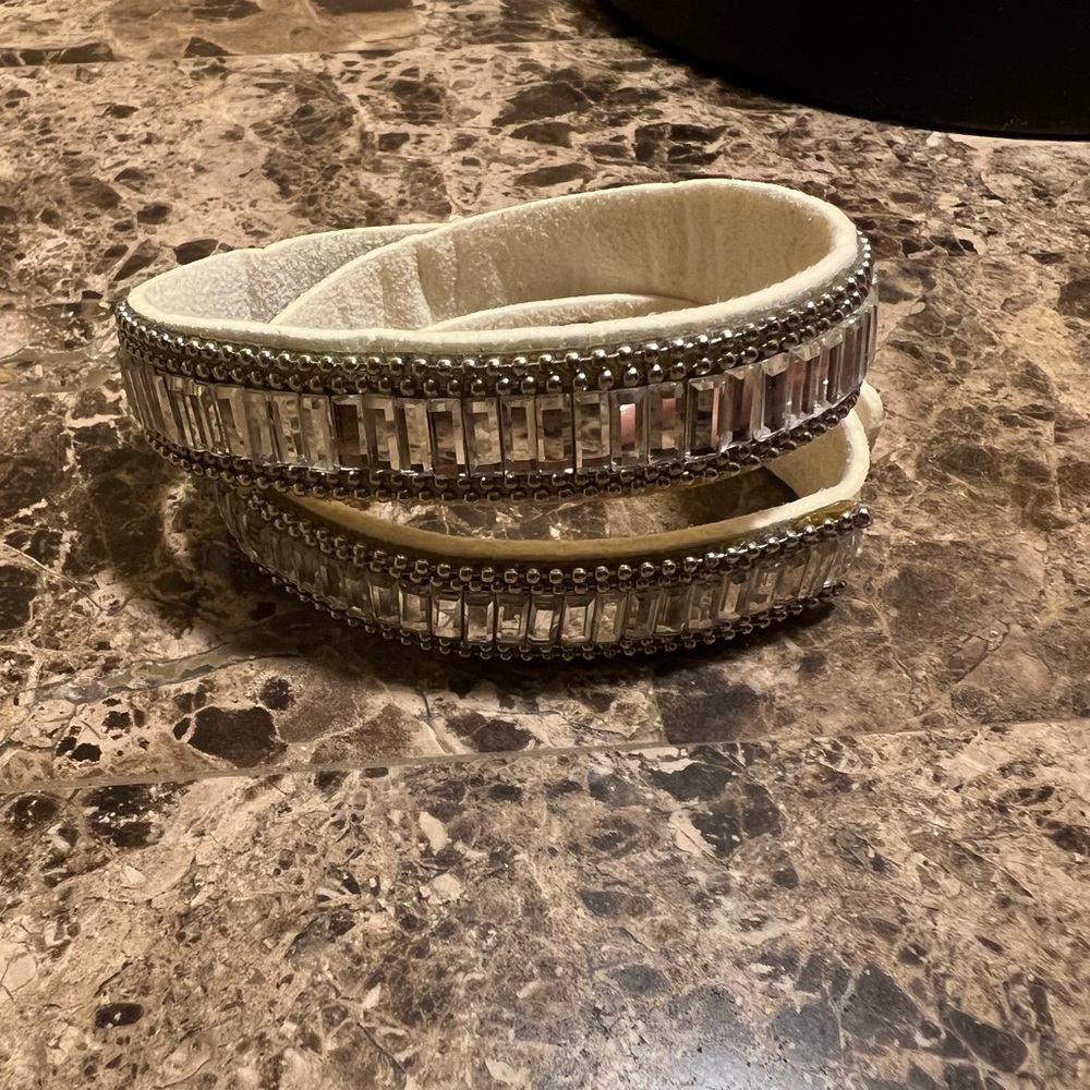 White wrap bracelet